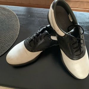 Classic Sadde Style FootJoy Golf Shoe